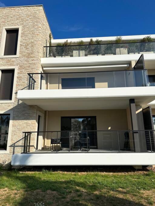 Superbe Appartement Neuf Aucalme سانت-ماندرييه-سور-مير المظهر الخارجي الصورة